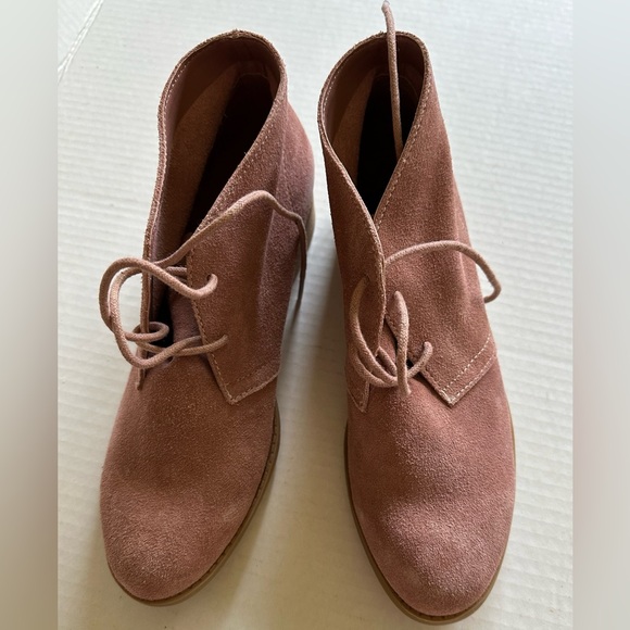 NWOT Dolce Vida DV dusty pink suede shoes Size 7 chukka loafers - Picture 1 of 4
